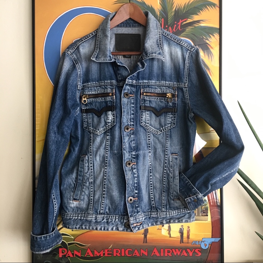 Vintage GUESS? 😎 Cool Denim 2010 Jacket